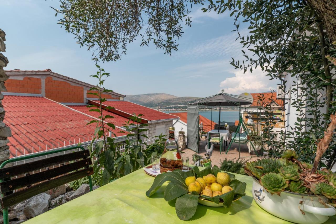 Apartmani Kate Trogir Exteriör bild