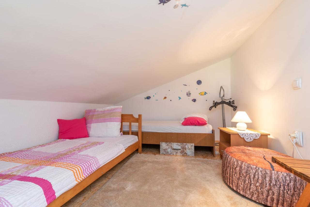 Apartmani Kate Trogir Exteriör bild
