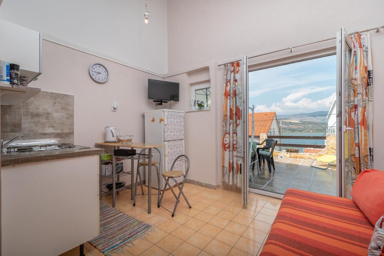 Apartmani Kate Trogir Exteriör bild