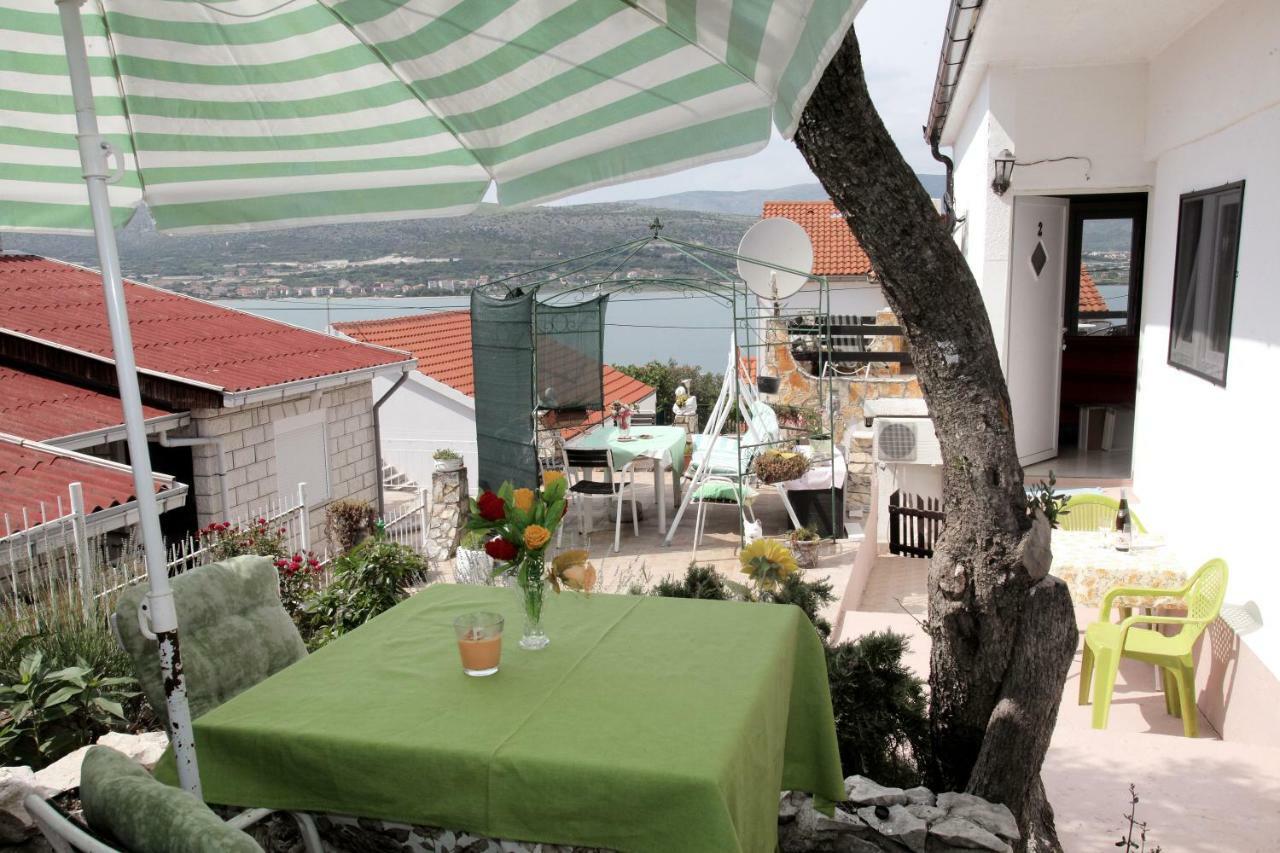 Apartmani Kate Trogir Exteriör bild