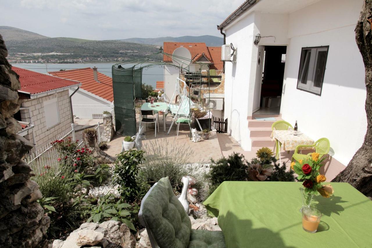 Apartmani Kate Trogir Exteriör bild